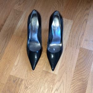 Nine West pumps